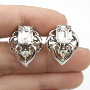 particolare forntale demi parure anni 50 firmata coro composta spilla orecchini vite regolabile metallo color argento cristalli diamante taglio rettangolarero tondo - vintage amore mio