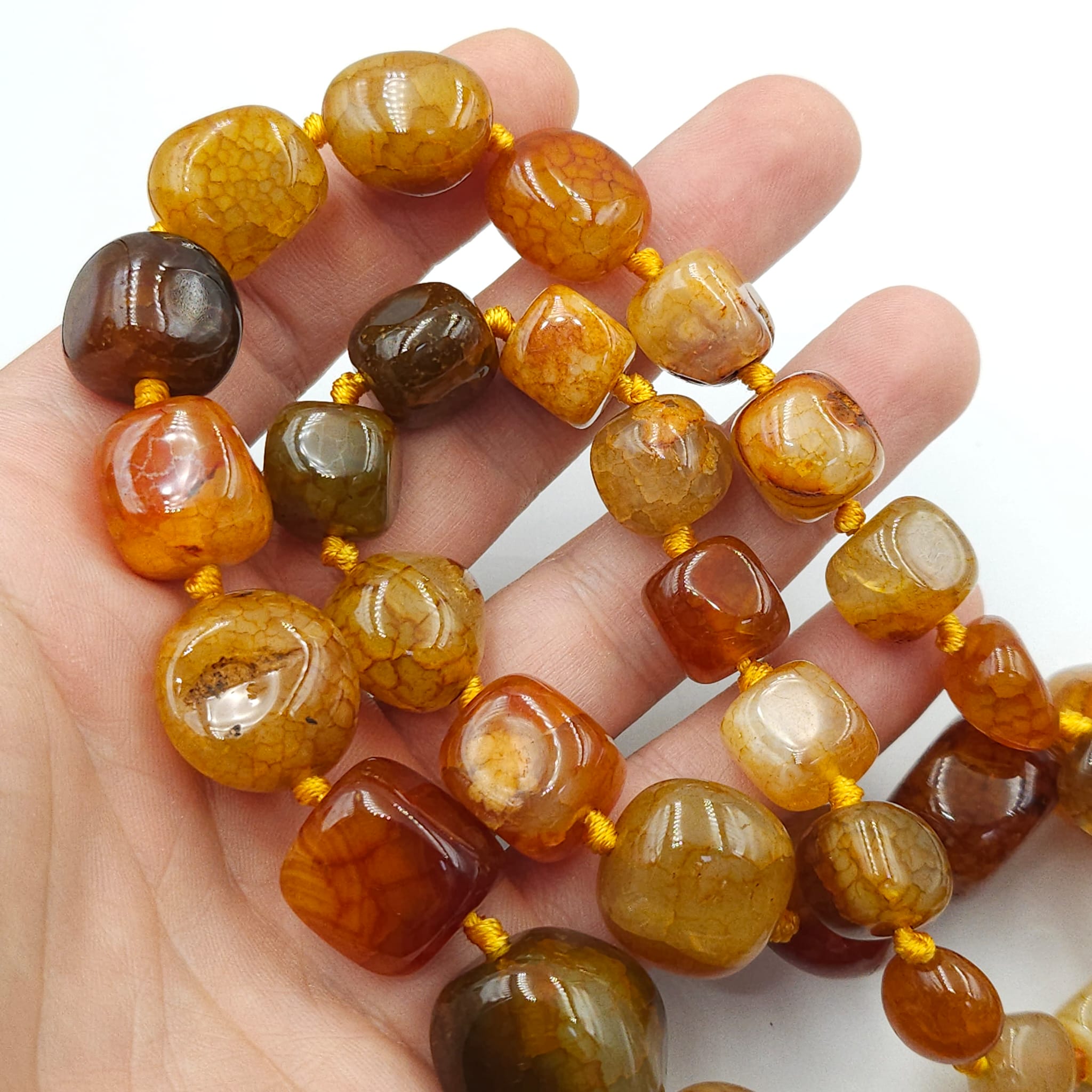 Collana in agata screziata naturale color ambra scura, grandi chicchi separati da nodi - VINTAGE AMOREMIO