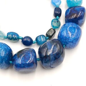 Collana in agata screziata nei toni del blu e azzurro, grandi chicchi separati da nodi - VINTAGE AMORE MIO