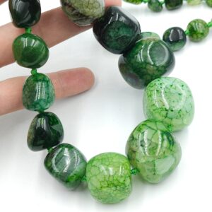 Collana in agata screziata nei toni del verde, grandi chicchi separati da nodi - VINTAGE AMORE MIO