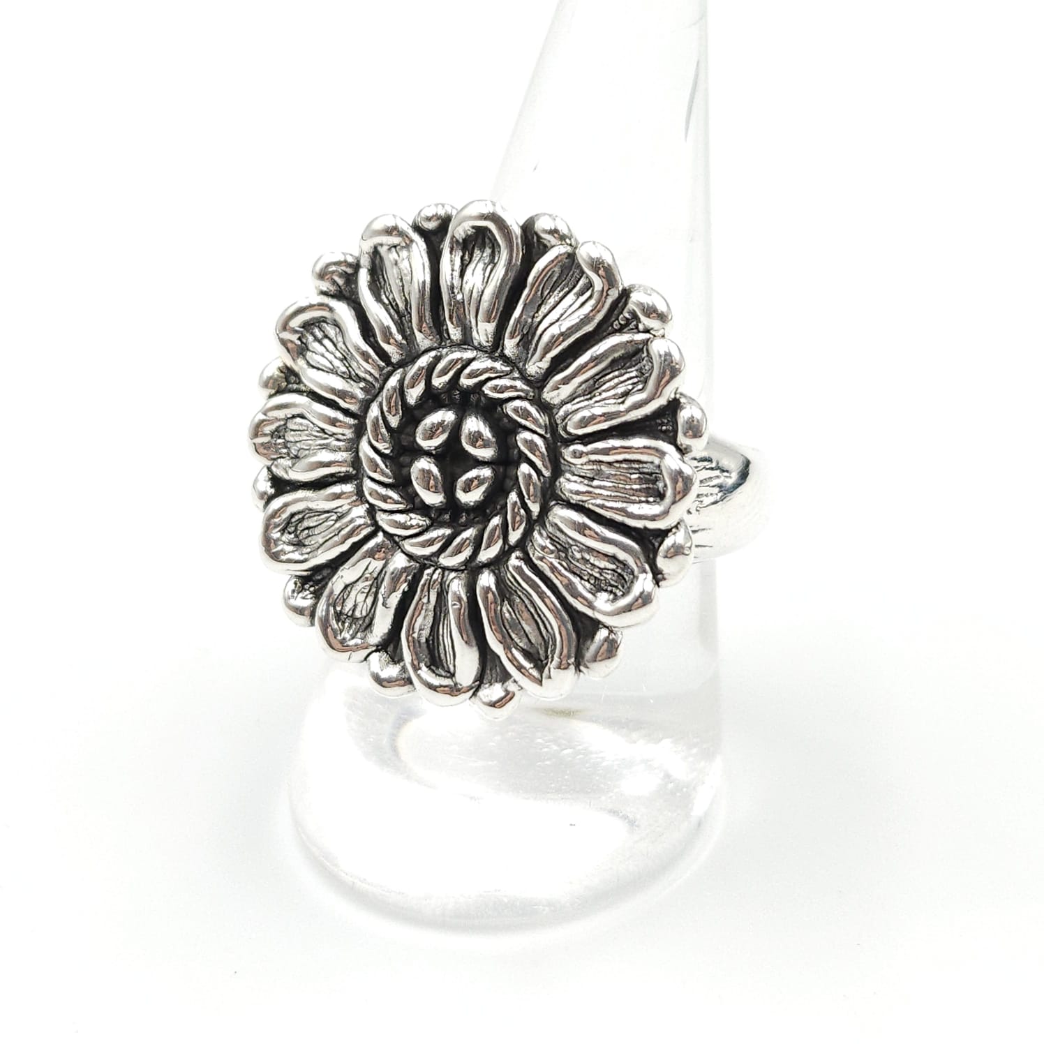 Anello in argento marchiato 925, diametro 19 millimetri, decoro floreale - VINTAGE AMORE MIO