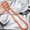 Collana lunga interamente di corallo bambù