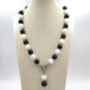 Collana di agata bianca e nera con ciondolo gioiello