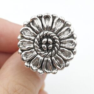 Anello in argento marchiato 925, diametro 19 millimetri, decoro floreale - VINTAGE AMORE MIO