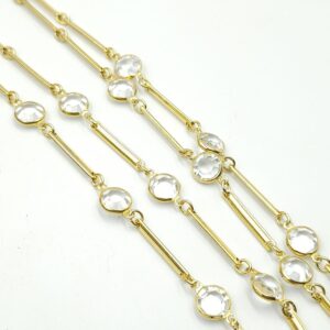 Collana risalente al 1960 circa, del prestigiosissimo marchio americano Goldette of New York, realizzata in metallo color oro con cristalli diamante bezel - VINTAGE AMORE MIO
