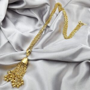 Collana Trifari della seconda metà degli anni '50, con doppia catena e pendente in lega Trifanium color oro satinato con grande nappa - VINTAGE AMORE MIO